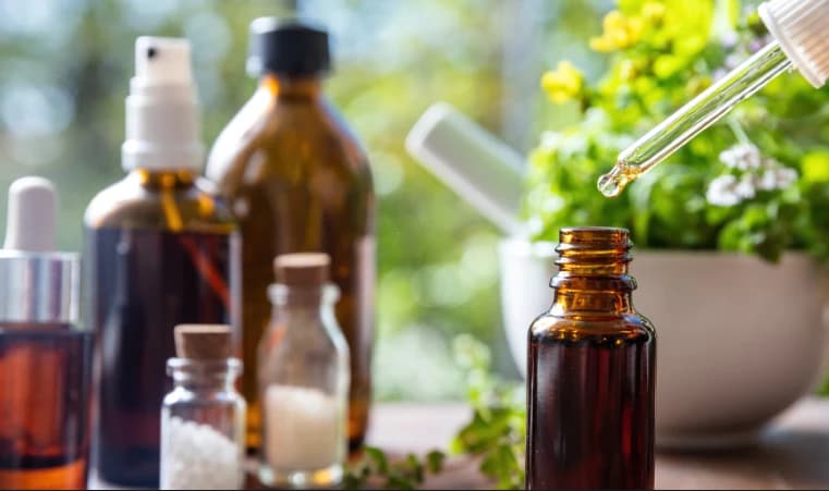 How to Get Rid of Mucus and Phlegm in Your Lungs Image